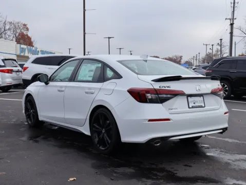 More photos of 2026 Honda Civic Si at Jay Wolfe Honda, MO