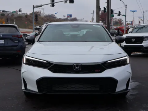 Photos of 2026 Honda Civic Si for sale in Kansas City, MO at Jay Wolfe Honda