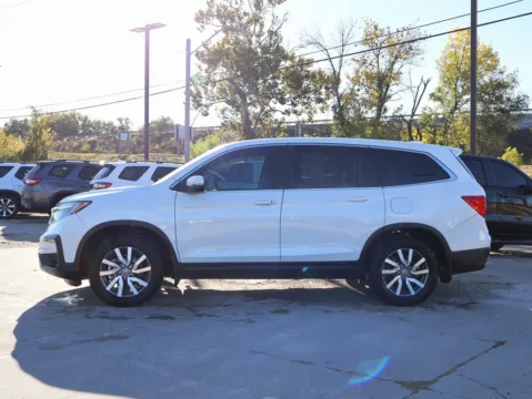 More photos of 2021 Honda Pilot EX at Jay Wolfe Honda, MO