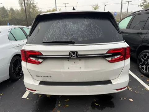 More photos of 2023 Honda Odyssey EX-L at Jay Wolfe Honda, MO