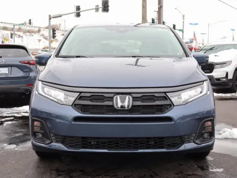 Photos of 2026 Honda Odyssey Touring for sale in Kansas City, MO at Jay Wolfe Honda