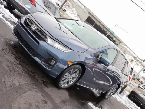 Another view of 2026 Honda Odyssey Touring for sale in Kansas City, MO at Jay Wolfe Honda