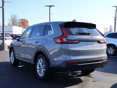 More photos of 2024 Honda CR-V EX at Jay Wolfe Honda, MO