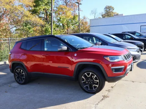 More photos of 2019 Jeep Compass Trailhawk at Jay Wolfe Honda, MO