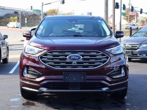 Photos of 2019 Ford Edge Titanium for sale in Kansas City, MO at Jay Wolfe Honda