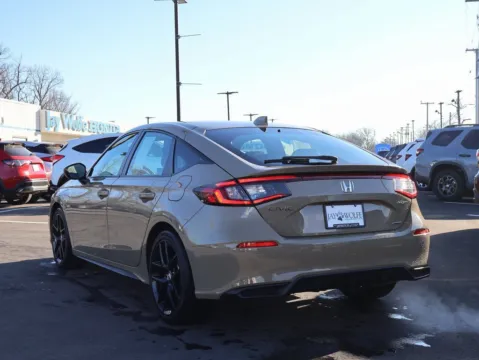 More photos of 2025 Honda Civic Hatchback Hybrid Sport at Jay Wolfe Honda, MO