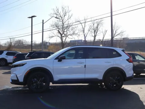 More photos of 2026 Honda CR-V Hybrid Sport Touring at Jay Wolfe Honda, MO