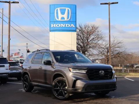 Gray 2025 Honda Pilot Black Edition for sale in Kansas City, MO