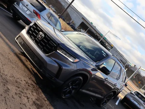 Another view of 2025 Honda Pilot Black Edition for sale in Kansas City, MO at Jay Wolfe Honda