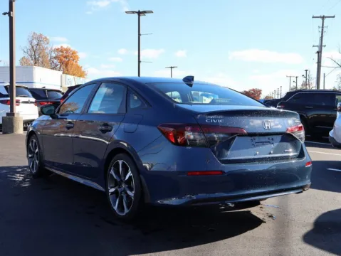 More photos of 2025 Honda Civic Sedan Hybrid Sport at Jay Wolfe Honda, MO