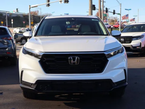 Photos of 2026 Honda CR-V EX-L for sale in Kansas City, MO at Jay Wolfe Honda