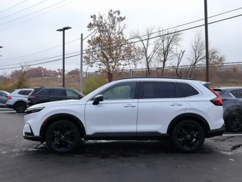 More photos of 2023 Honda CR-V Hybrid Sport Touring at Jay Wolfe Honda, MO