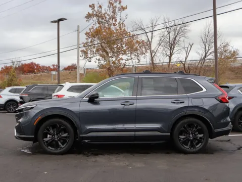 More photos of 2024 Honda CR-V Hybrid Sport Touring at Jay Wolfe Honda, MO