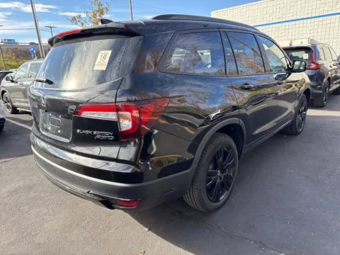 More photos of 2022 Honda Pilot Black Edition at Jay Wolfe Honda, MO