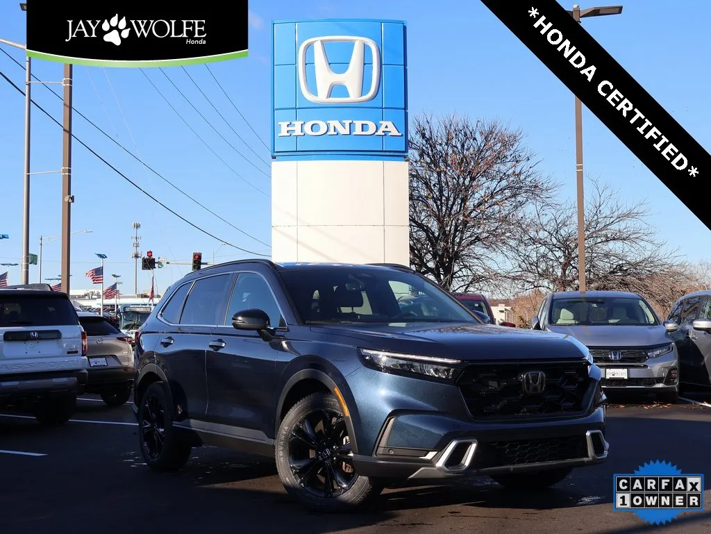 Used 2023 Honda CR-V Sport Touring with VIN 7FARS6H90PE027688 for sale in Kansas City
