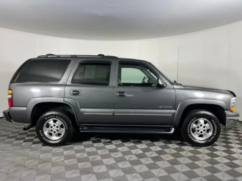 More photos of 2002 Chevrolet Tahoe LT at Ford Longview, WA