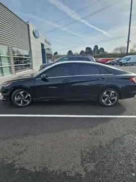 Photos of 2022 Hyundai Elantra SEL for sale in Longview, WA at Ford Longview