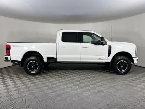 More photos of 2026 Ford F-350SD Lariat at Ford Longview, WA