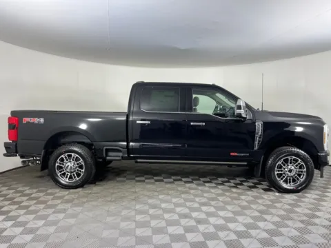 Another view of 2026 Ford F-350SD Platinum for sale in Longview, WA at Ford Longview