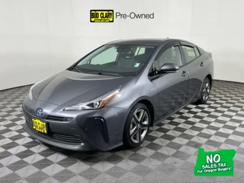 Gray 2020 Toyota Prius L for sale in Longview, WA