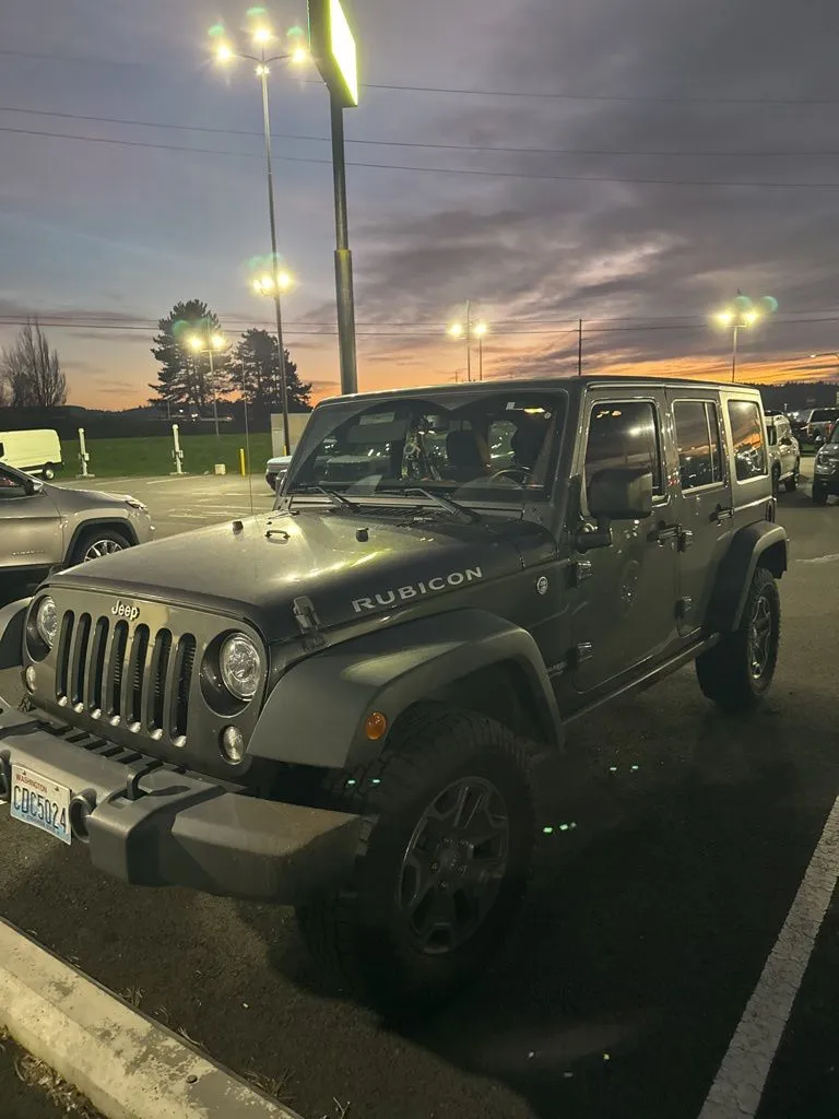 Gray 2018 Jeep Wrangler JK Unlimited Rubicon for sale in Longview, WA