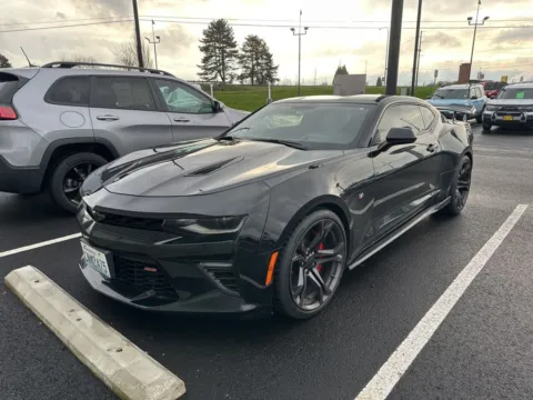 Black 2017 Chevrolet Camaro SS for sale in Longview, WA