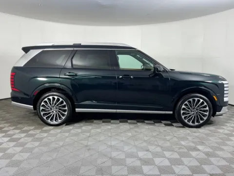 More photos of 2026 Hyundai Palisade Calligraphy at Ford Longview, WA