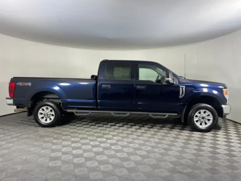More photos of 2022 Ford F-350SD XLT at Ford Longview, WA