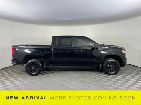 More photos of 2022 Chevrolet Silverado 1500 LT Trail Boss at Ford Longview, WA