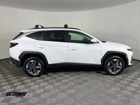 More photos of 2026 Hyundai Tucson Hybrid SEL Convenience at Ford Longview, WA