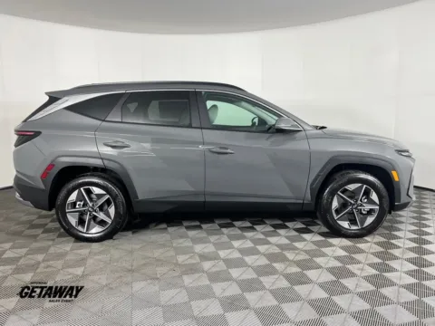 More photos of 2026 Hyundai Tucson SEL Premium at Ford Longview, WA