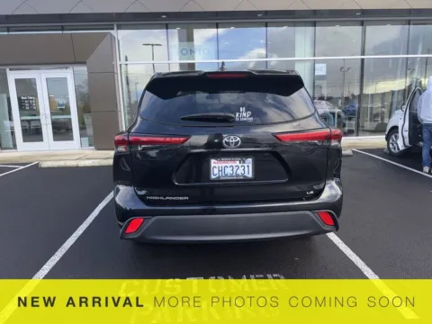 More photos of 2023 Toyota Highlander L at Ford Longview, WA