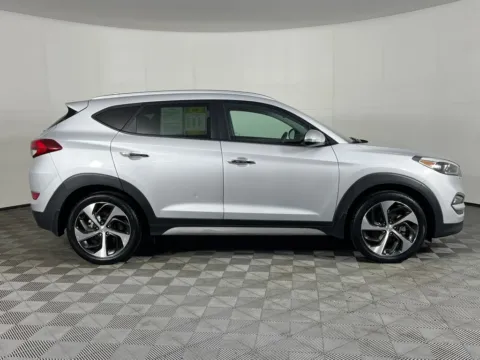 More photos of 2017 Hyundai Tucson Limited at Bud Clary Ford Longview, WA