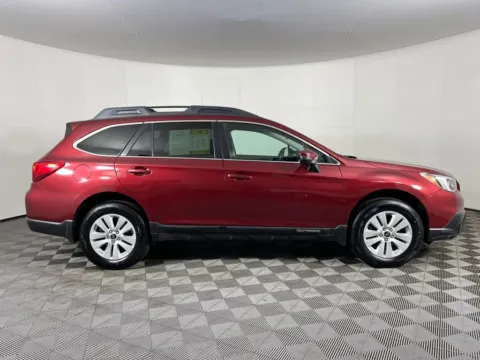 More photos of 2017 Subaru Outback 2.5i Premium at Bud Clary Ford Longview, WA