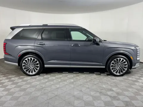 More photos of 2026 Hyundai Palisade Calligraphy at Ford Longview, WA