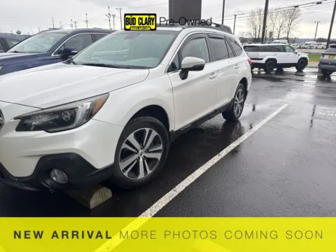 White 2019 Subaru Outback 2.5i for sale in Longview, WA