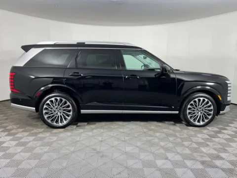 More photos of 2026 Hyundai Palisade Hybrid Calligraphy at Bud Clary Ford Longview, WA