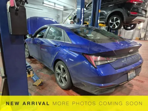 Photos of 2022 Hyundai Elantra Hybrid Limited for sale in Longview, WA at Ford Longview