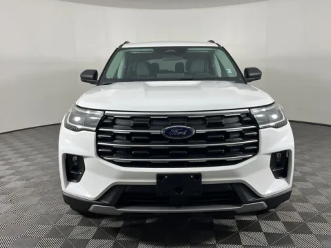 Photos of 2026 Ford Explorer Active for sale in Longview, WA at Bud Clary Ford Longview