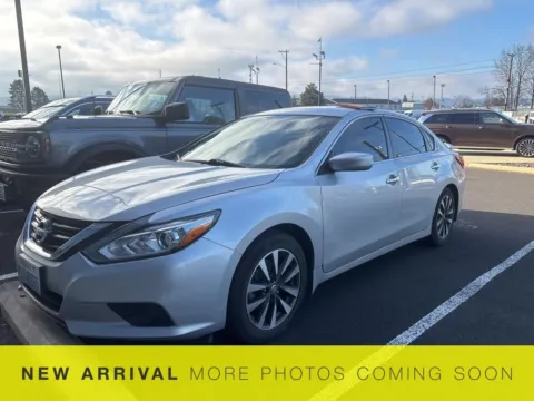 Photos of 2017 Nissan Altima 2.5 SV for sale in Longview, WA at Bud Clary Ford Longview
