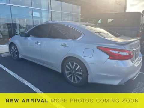 More photos of 2017 Nissan Altima 2.5 SV at Bud Clary Ford Longview, WA