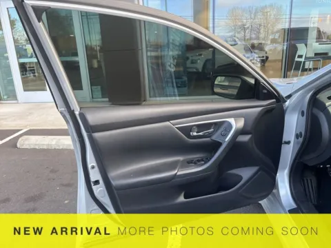 More photos of 2017 Nissan Altima 2.5 SV at Bud Clary Ford Longview, WA