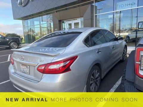 Another view of 2017 Nissan Altima 2.5 SV for sale in Longview, WA at Bud Clary Ford Longview