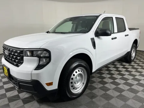 White 2025 Ford Maverick XL for sale in Longview, WA
