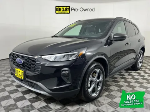 Black 2025 Ford Escape ST-Line for sale in Longview, WA
