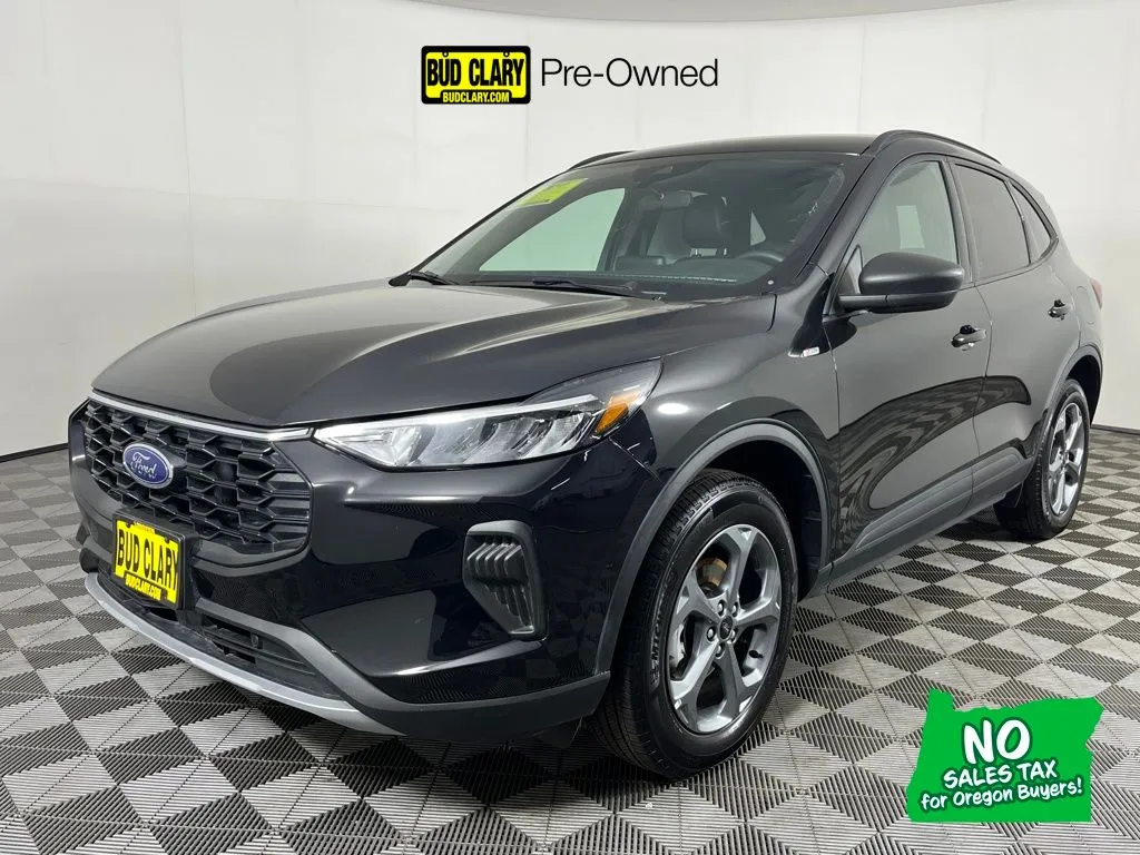 Black 2025 Ford Escape ST-Line for sale in Longview, WA