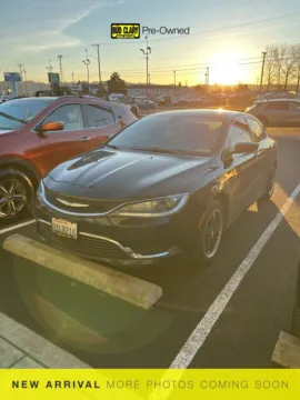 Black 2016 Chrysler 200 Limited for sale in Longview, WA