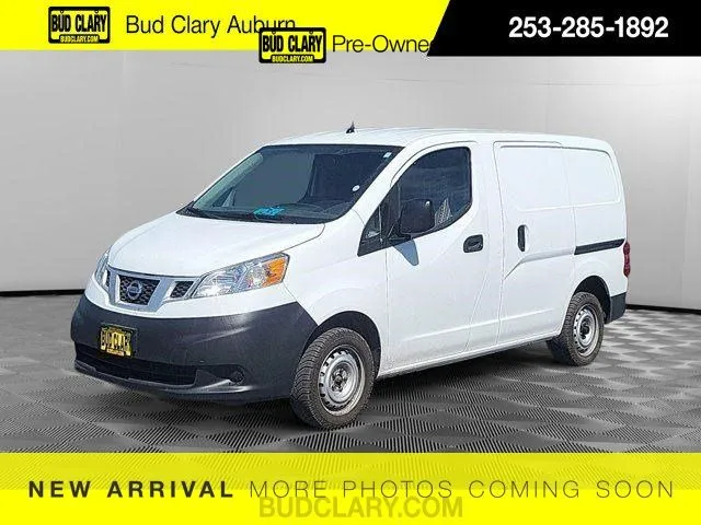 White 2017 Nissan NV200 S for sale in Longview, WA