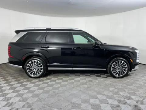 More photos of 2026 Hyundai Palisade Hybrid Calligraphy at Bud Clary Ford Longview, WA