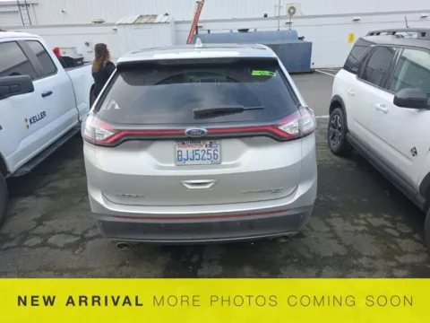 More photos of 2015 Ford Edge Titanium at Bud Clary Ford Longview, WA